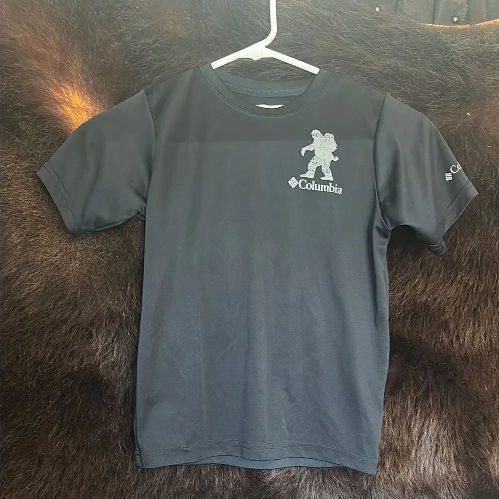Columbia  Black T-Shirt S (4175)